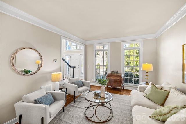 16532 Flintrock Falls Lane, Charlotte, NC 28278