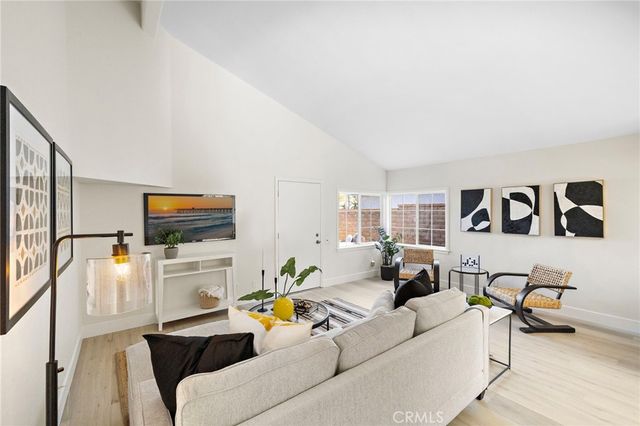 27105 Ayamonte, Mission Viejo, CA 92692