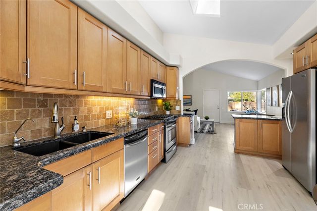 27105 Ayamonte, Mission Viejo, CA 92692