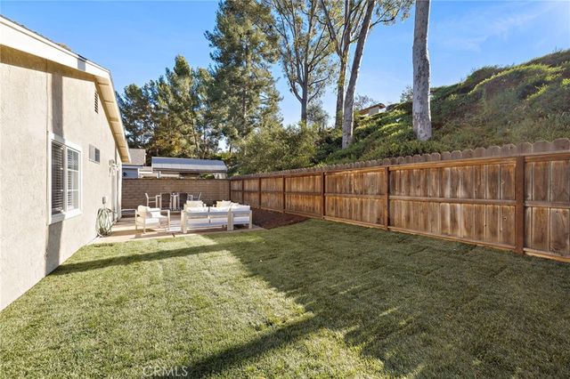 27105 Ayamonte, Mission Viejo, CA 92692