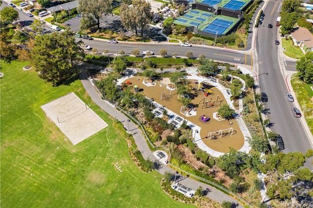 27105 Ayamonte, Mission Viejo, CA 92692