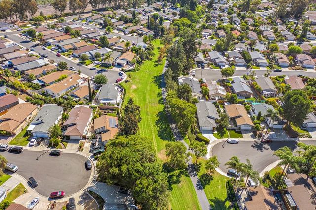 27105 Ayamonte, Mission Viejo, CA 92692