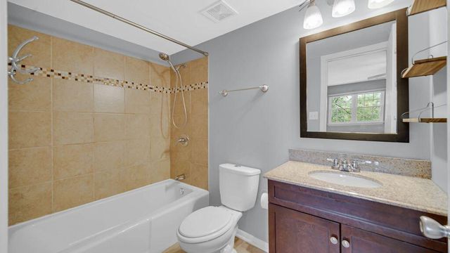 120 New Orleans Street, Schererville, IN 46375