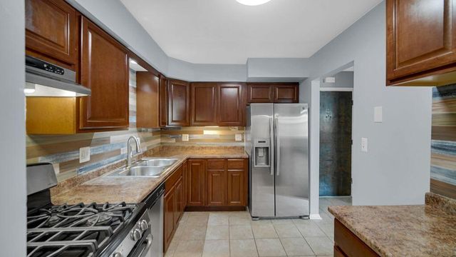 120 New Orleans Street, Schererville, IN 46375