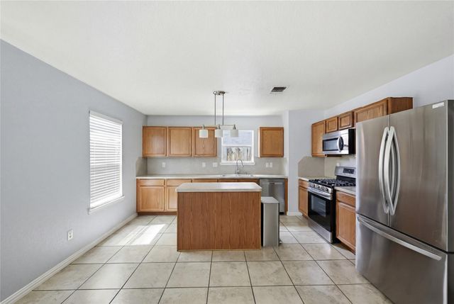 7827 Raven Creek Lane, Cypress, TX 77433