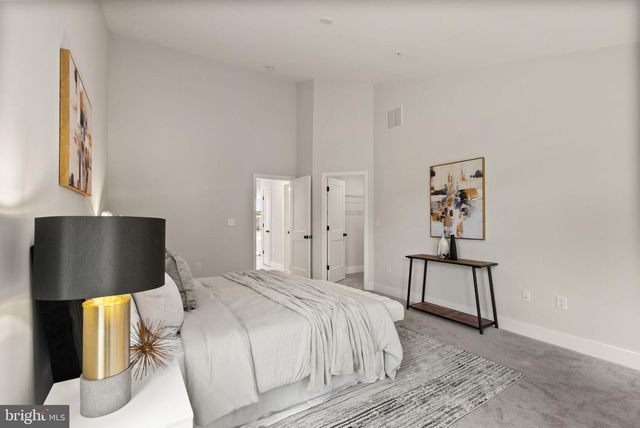 4923 DEVITT PL, Oxon Hill, MD 20745