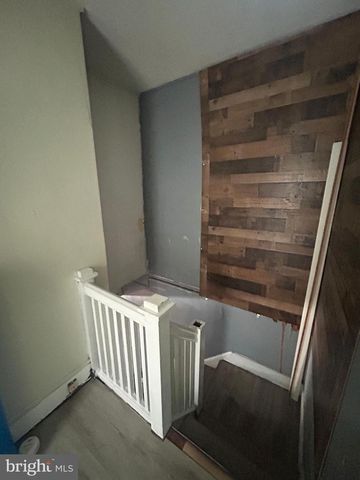 2811 W LAFAYETTE AVE, Baltimore, MD 21216