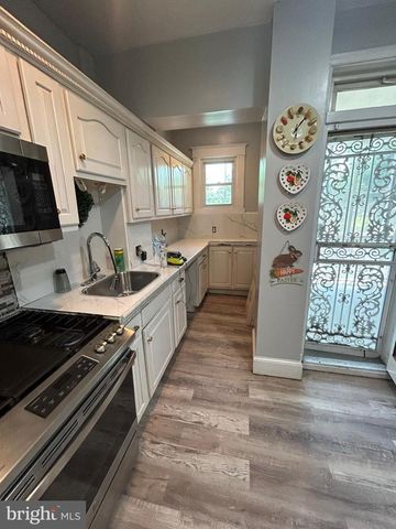 2811 W LAFAYETTE AVE, Baltimore, MD 21216
