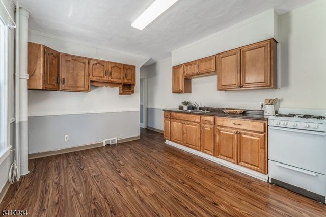 316 Warren St, Phillipsburg Town, NJ 08865