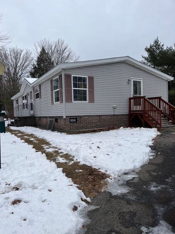 13 South Cranberry Lane, Rochester, NH 03867