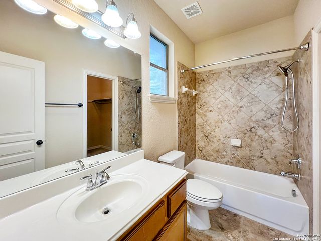 1017 Chloe Ct, Schertz, TX 78154