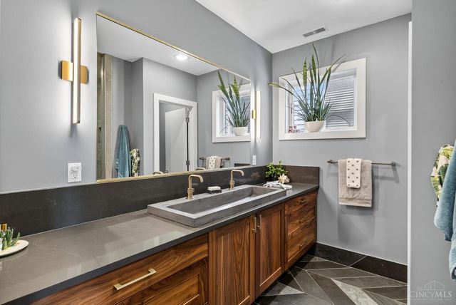 436 Boal Street, Cincinnati, OH 45202