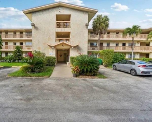 16701 NE 13 AVE 310, Miami, FL 33162