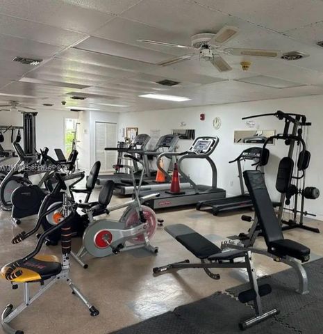 16701 NE 13 AVE 310, Miami, FL 33162