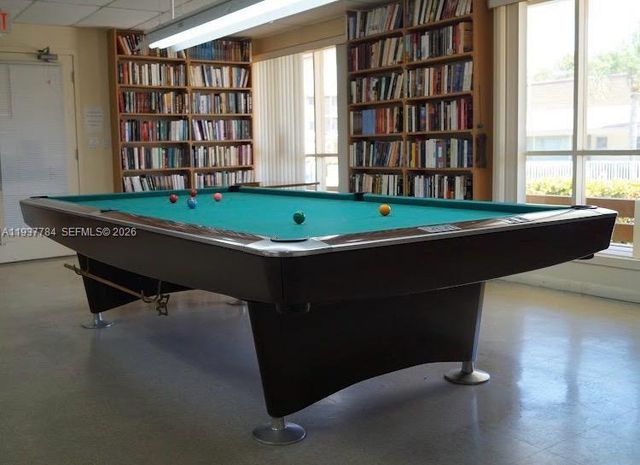 16701 NE 13 AVE 310, Miami, FL 33162