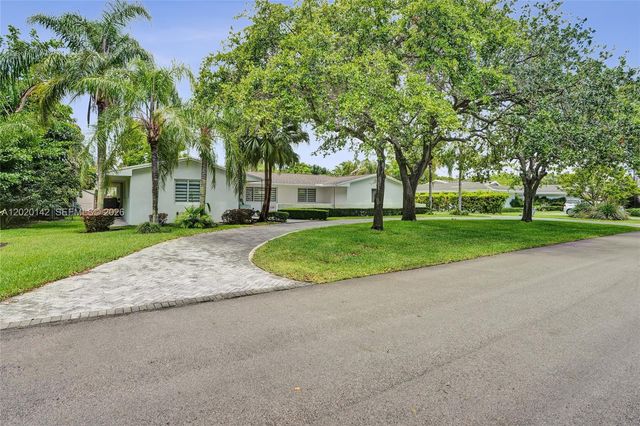 13820 SW 73rd Ave, Palmetto Bay, FL 33158