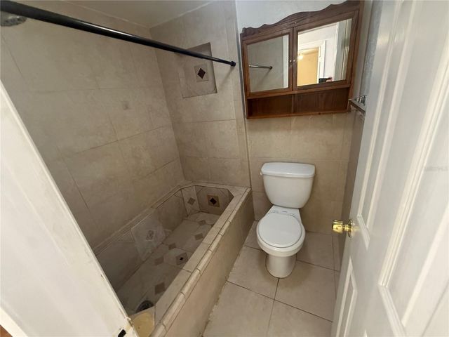 870 VILLAGE LAKE TERRACE N 101, St Petersburg, FL 33716