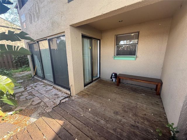 870 VILLAGE LAKE TERRACE N 101, St Petersburg, FL 33716