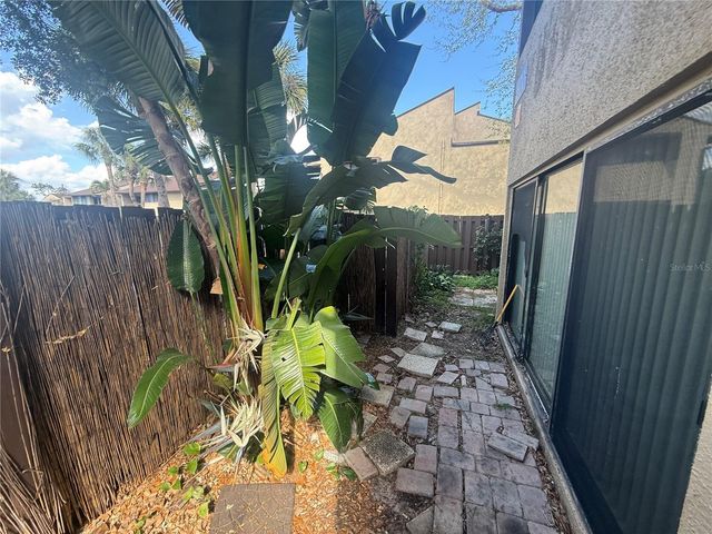 870 VILLAGE LAKE TERRACE N 101, St Petersburg, FL 33716