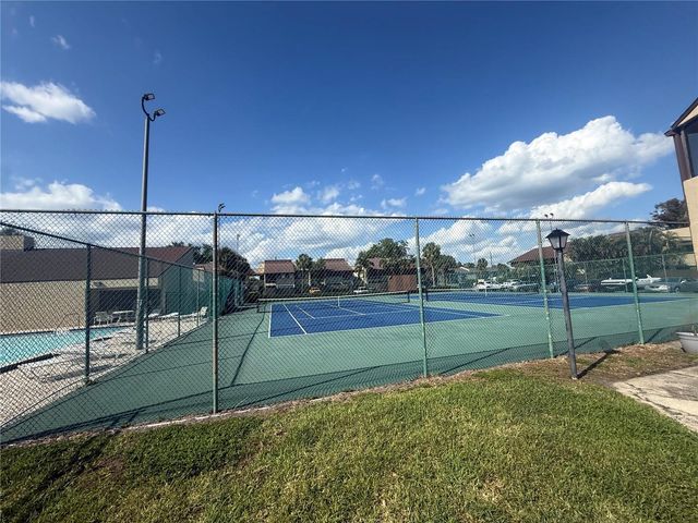 870 VILLAGE LAKE TERRACE N 101, St Petersburg, FL 33716