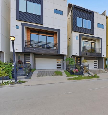 529 Memorial Heights Drive, Houston, TX 77007