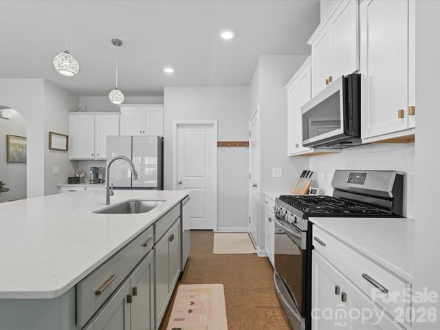 1009 Cheviot Court, Waxhaw, NC 28173