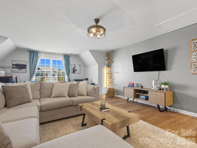 1009 Cheviot Court, Waxhaw, NC 28173