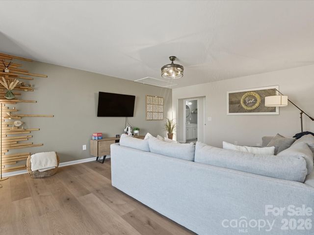 1009 Cheviot Court, Waxhaw, NC 28173