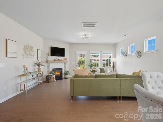 1009 Cheviot Court, Waxhaw, NC 28173