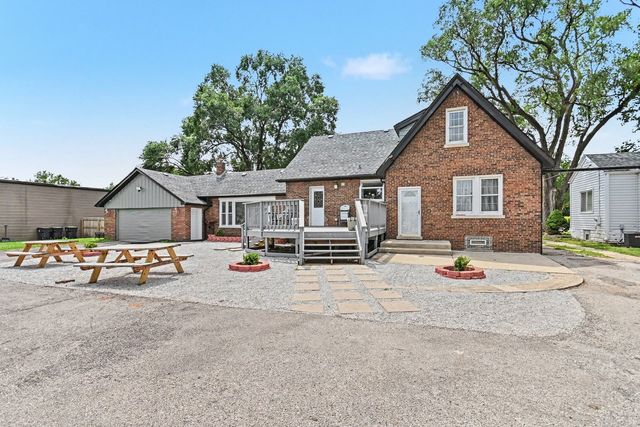 15257 State Street, South Holland, IL 60473