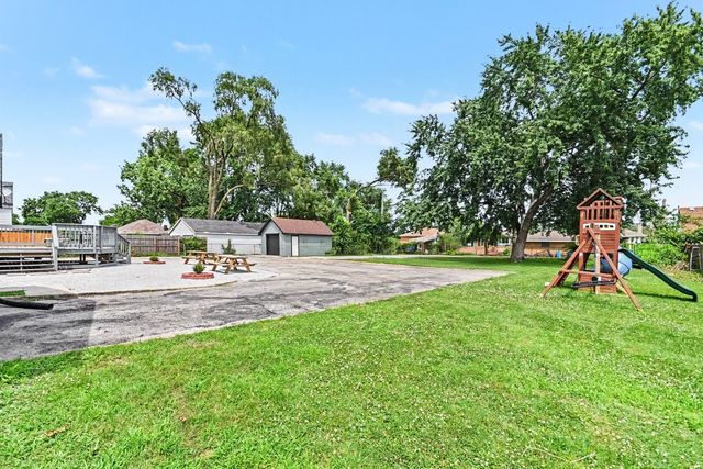 15257 State Street, South Holland, IL 60473