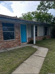 4931 WAYCROSS LN, San Antonio, TX 78220