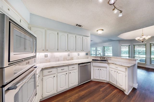 10614 Woodbridge Drive, Forney, TX 75126