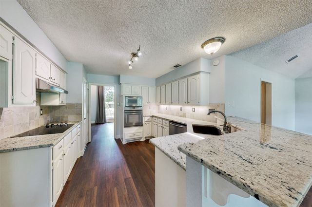 10614 Woodbridge Drive, Forney, TX 75126