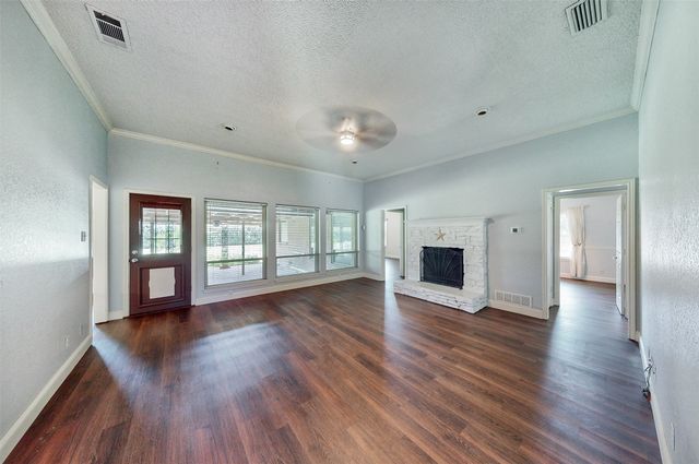 10614 Woodbridge Drive, Forney, TX 75126