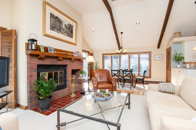 6 Enslin Road, Needham, MA 02492