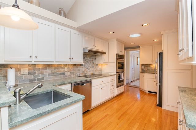 6 Enslin Road, Needham, MA 02492