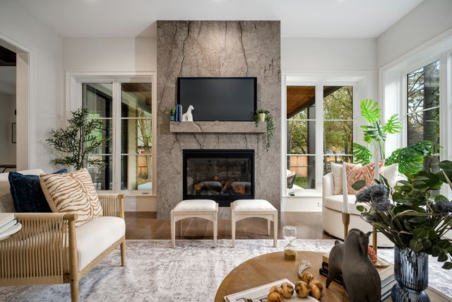 809 Lenox Road, Glenview, IL 60025