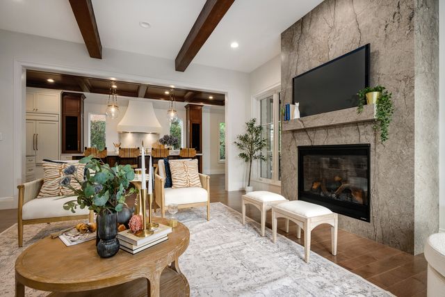 809 Lenox Road, Glenview, IL 60025