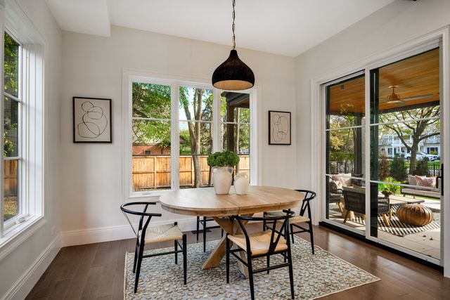 809 Lenox Road, Glenview, IL 60025