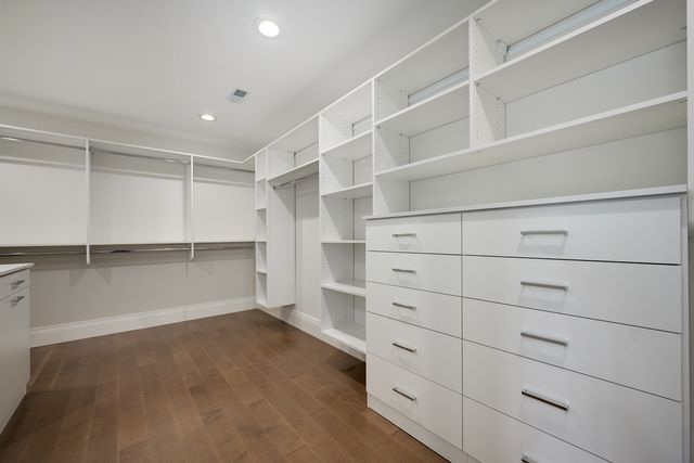 809 Lenox Road, Glenview, IL 60025