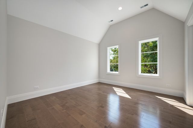 809 Lenox Road, Glenview, IL 60025