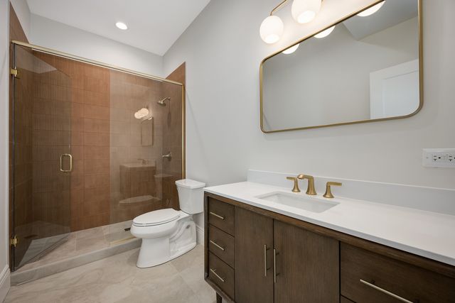 809 Lenox Road, Glenview, IL 60025