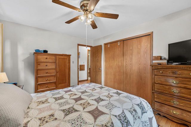 4328 Pennington LANE, Mount Pleasant, WI 53403