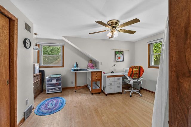 4328 Pennington LANE, Mount Pleasant, WI 53403