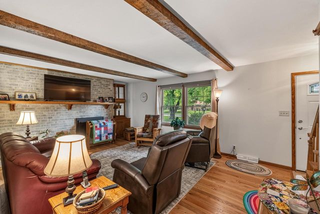 4328 Pennington LANE, Mount Pleasant, WI 53403