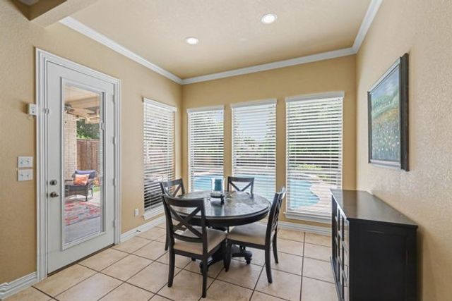 8217 Thornhill Drive, North Richland Hills, TX 76182