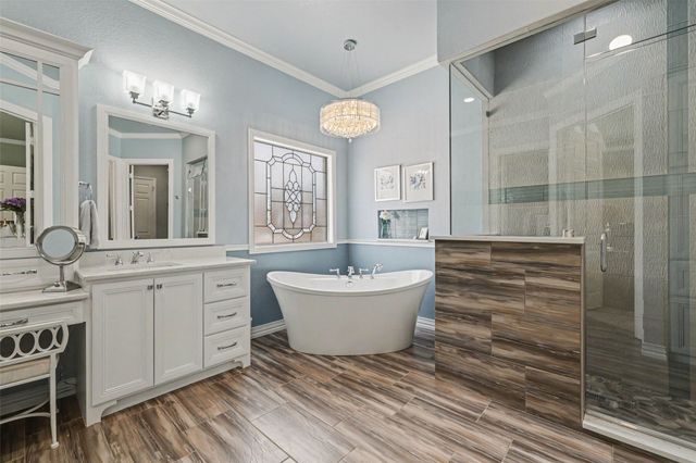 8217 Thornhill Drive, North Richland Hills, TX 76182