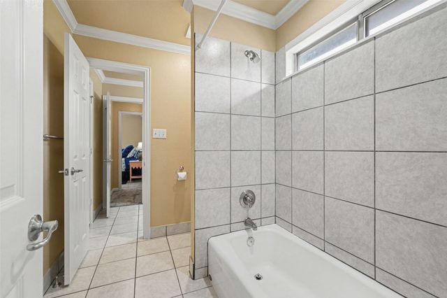 8217 Thornhill Drive, North Richland Hills, TX 76182