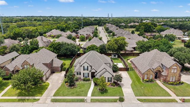 8217 Thornhill Drive, North Richland Hills, TX 76182